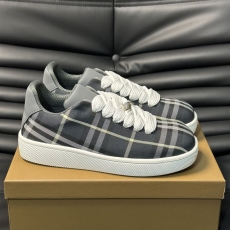 Burberry Low Shoes